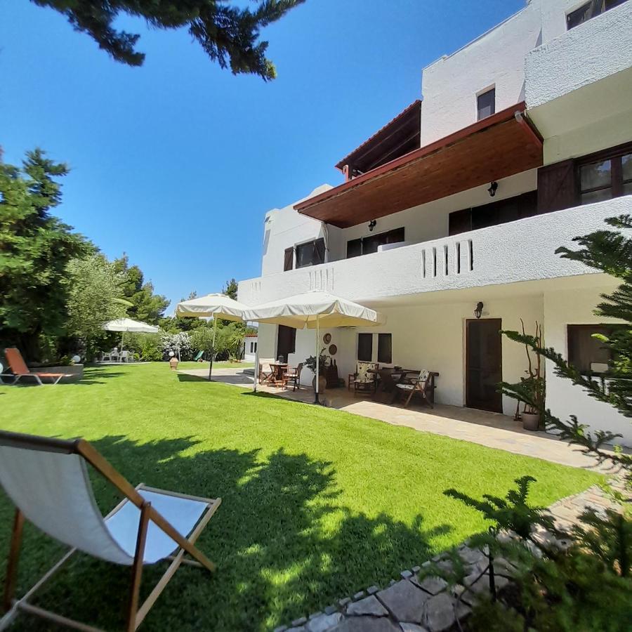 Ta Pefka Apartment Nikiti  Exterior photo